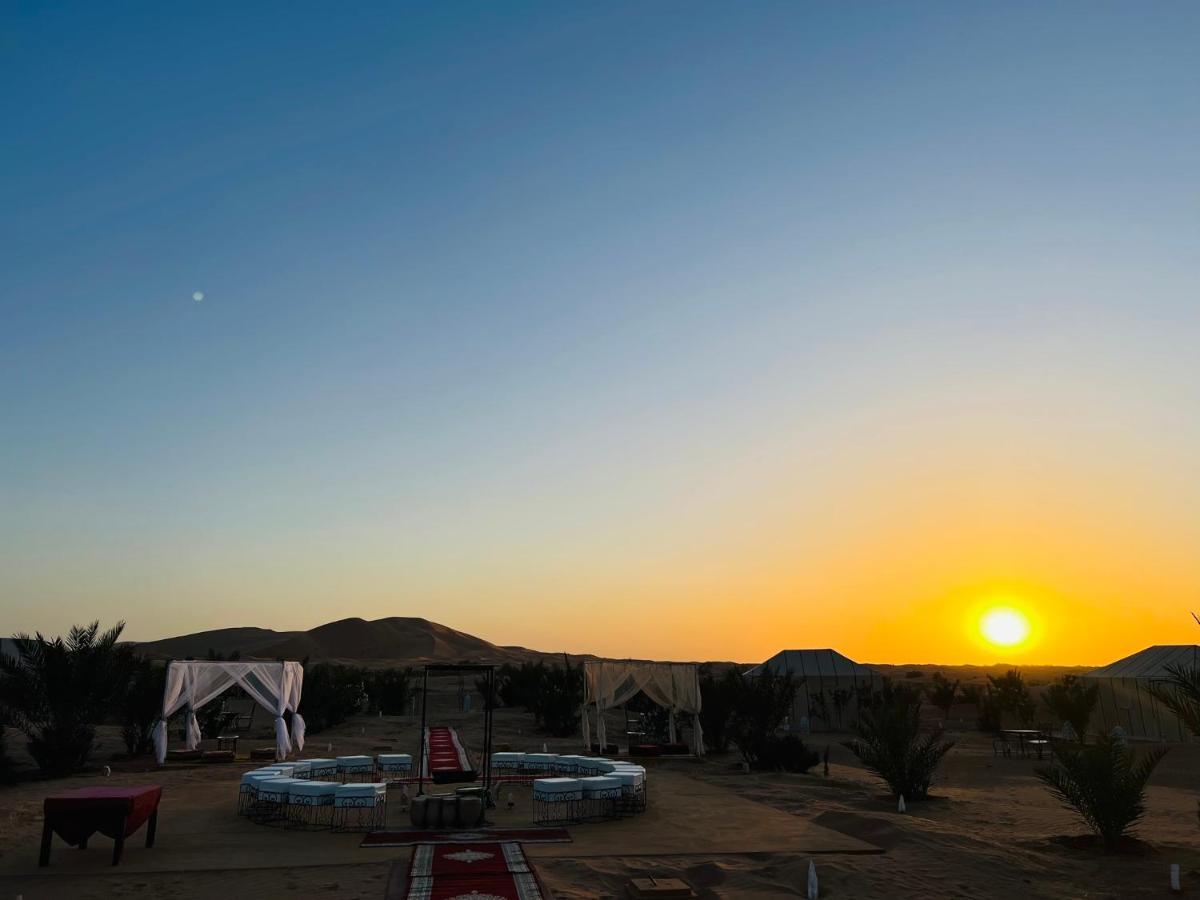 Fox Luxury Desert Camp 梅尔祖卡 外观 照片